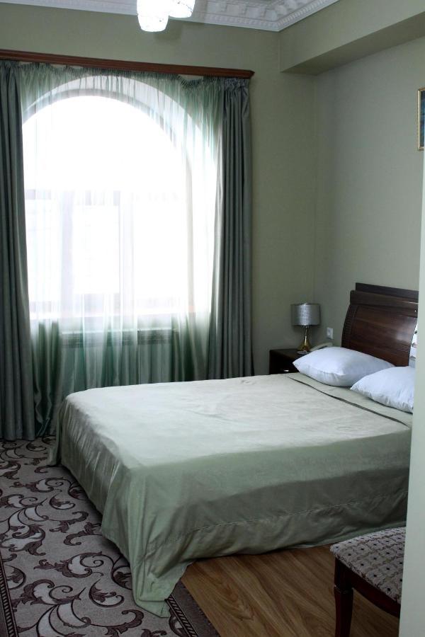 Bed and Breakfast Golden Apricot Gjumri Exterior foto