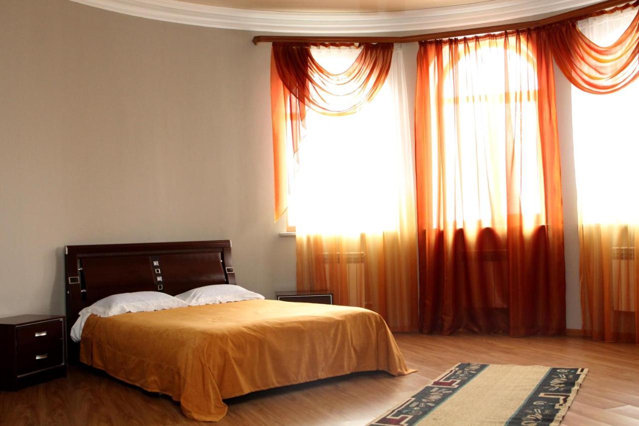 Bed and Breakfast Golden Apricot Gjumri Exterior foto
