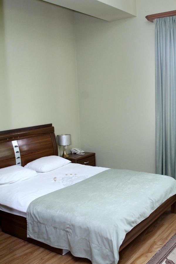 Bed and Breakfast Golden Apricot Gjumri Exterior foto